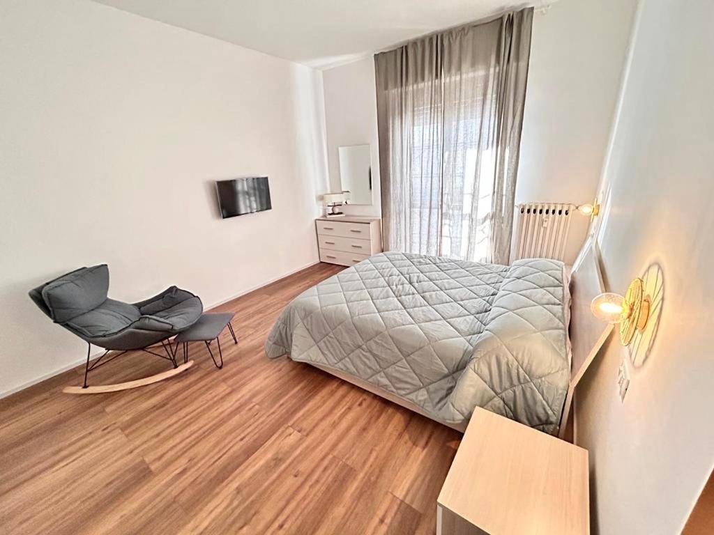 Soleo Guesthouse Монца Экстерьер фото
